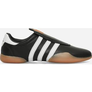 WMNS Taekwondo Mei Sneaker in Core Black & Cloud White - 9