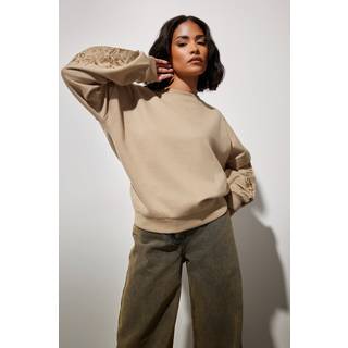 PixieGirl Petite PixieGirl Petite Sweatshirtmed udsmykkede ærmer