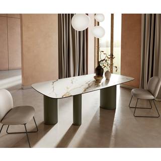 Esstisch Edge Boot 240x120cm Keramik Calacatta Luxe Weiß-Gold-Grau Troa Metall Effektfinish Titan