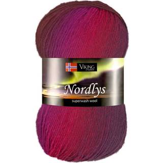 Viking Nordlys 957 Multi cerise/lilla Indhold: 75% Superwash-behandlet uld, 25% nylon Vægt/længde: 100 gram = ca. 350 meter Anbefalede pinde: 2.50 mm Strikkefasthed: 10 cm = 28 m Vask: Skånsom maskinvask / Maks. 40ºC / Tørres fladt.