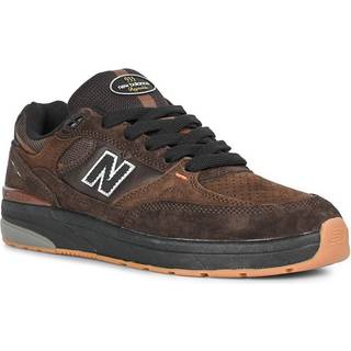 New Balance Unisex NB Numeric Andrew Reynolds 933 i Brun/Sort Suede/Mesh, Størrelse 42.5