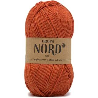 DROPS Nord 11 Rust (Mix) Indhold: 45% Superfin Alpaca, 30% Polyamid, 25% Peruviansk Highland Uld Garngruppe: A (23 - 26 masker) / 4 ply / fingering Vægt/længde: 50 g = ca. 170 meter Anbefalede pinde: 3 mm Strikkefasthed: 10 x 10 cm = 24 m x 32 p Håndvask, max 30°C / Tørres fladt.