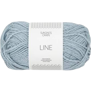 Line garn fra Sandnes Garn - Lys blå