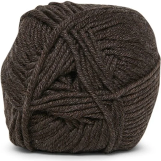 Hjertegarn Extrafine Merino 120 1213 Indhold: 100% Uld superwash Vægt/længde: 50 gram = ca. 120 meter Anbefalede pinde: 3.50 - 4.00 mm Strikkefasthed: 10 x 10 cm = 22m Maskinvask, Uldprogram 30°C / Anvend kun uldvaskemiddel / Tørres fladt / Anvend ikke skyllemiddel.