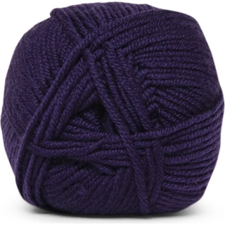 Hjertegarn Extrafine Merino 120 1800 Indhold: 100% Uld superwash Vægt/længde: 50 gram = ca. 120 meter Anbefalede pinde: 3.50 - 4.00 mm Strikkefasthed: 10 x 10 cm = 22m Maskinvask, Uldprogram 30°C / Anvend kun uldvaskemiddel / Tørres fladt / Anvend ikke skyllemiddel.