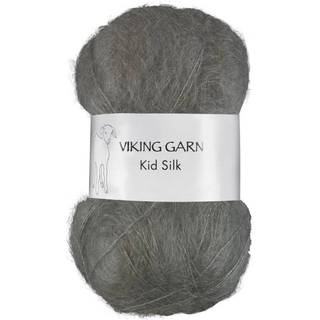 Viking Kid-Silk 336 Støvet grøn Indhold: 77% Kid Mohair, 23% silke Vægt/længde: 25 g = ca. 200 meter Anbefalede pinde: 3 mm Strikkefasthed: 10 cm = 24 m Vask: Max 30 °C / Tørres fladt.