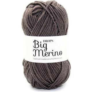 DROPS BIG Merino 05 Mocca (Uni Colour) Indhold:100% extra fine Merino uld Garngruppe: Garngruppe: C (16 - 19 masker) / 10 ply / aran / worsted Vægt/længde: 50 gram = ca. 75 meter Anbefalede pinde: 5 mm Strikkefasthed: 10 x 10 cm = 17 m x 22 p Maskinvask, Finvask 40ºC / Brug aldrig skyllemiddel / Tørres fladt.