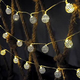 Solcelle Lyskæde 30 LED med Sølv Bolde