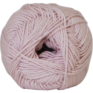 Hjertegarn Lana Cotton 212 3803 Indhold: 50% Superwash Merino Uld / 50% Bomuld Vægt/længde: 50 gram = ca. 212 meter Anbefalede pinde: 3.00 - 3.50 mm Strikkefasthed: 10 x 10 cm = 28 m Maskinvask Uldprogram, max 30°C / Tørres fladt.