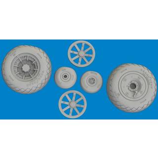 P-40N wheels diamond tread EDUARD