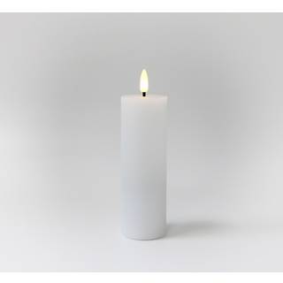 LED Bloklys 15cm høj, flammeeffekt, hvid - Ø5cm, virker m. fjernbetj, timer, ægte stearin