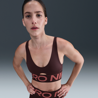 Nike Pro Indy Plunge-sports-bh med medium støtte og indlæg til kvinder - rød - XXL