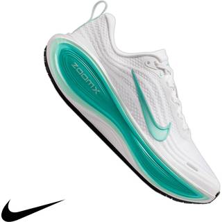 Nike Vomero Plus 16-løbesko til vej til kvinder - hvid - 38