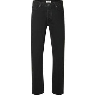 190 Tapered Fit Jeans