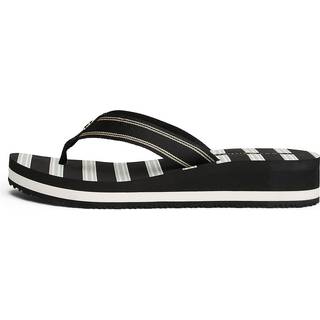 Wedge Fine Cleat Flip-Flops
