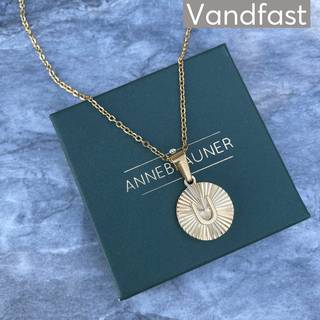 ANNEBRAUNER Sun Burst Letter Halskæde 18K Guldbelagt - U
