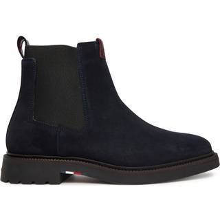 Lightweight Suede Chelsea Boots
