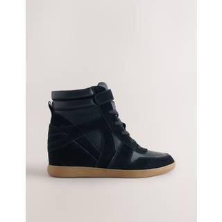 Next Forever Comfort Sneakers med kilehæl og snørebånd
