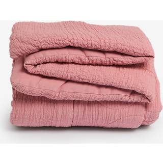 Next Pink Textured 100% Cotton Quilted Daisy Throw