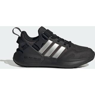 ADIDAS STAR WARS MANDALORIAN RUNNER KIDS SKO - Carbon / Silver Metallic / Core Black - 28