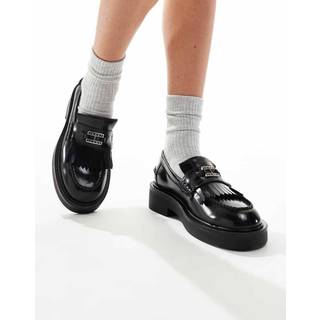 Fringe Metal Logo Leather Loafers