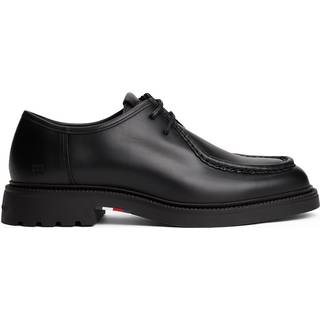 Lightweight Leather Moc Toe Shoes