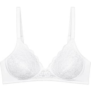 Triumph Amourette Non Wired Padded Bra - White - A 80