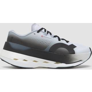 Women's Cloudboom Max Sneaker in White & Black - 5.5