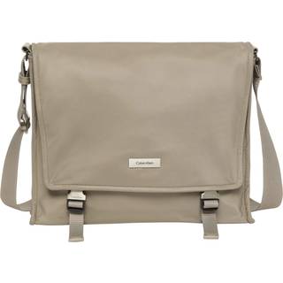 Calvin Klein Skuldertaske Sleek - Creme