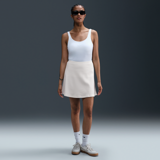 Maskinstrikket Nike Chill-mininederdel i rib til kvinder - hvid - S (EU 36-38)