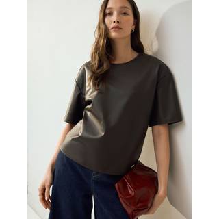 Next Kortærmet T-shirt i imiteret læder