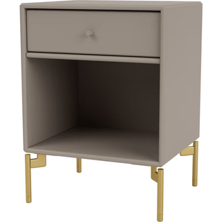 Montana DREAM sengebord med ben - 141 Truffle (Quickship) - Messing