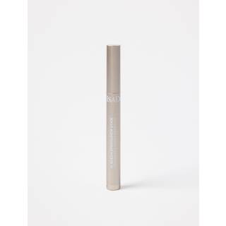 IsaDora The Gleam Eyeshadow Stick Longwear & Water-Resistant 51 Sandstone 1g