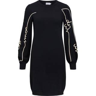 Objthess Strikket Kjole