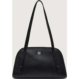 Skuldertaske i imiteret kornet læder med stablet logo i metal