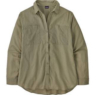 Patagonia Women's LW A/C Buttondown River Rock Green, S