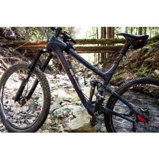 Flaskeholder BLACKBURN Clutch Carbon Side Entry Left Matte Black