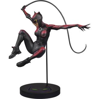 DC Designer Series Statue 1/6 Catwoman by Jock 33 cm