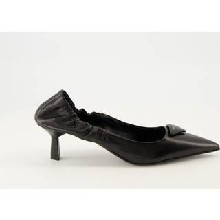 Worn Leather Pumps - 39