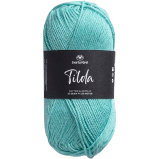 Svarta Fåret Tilda 582 Mint Indhold: 50% Bomuld, 50% Akryl Vægt/længde: 50 g = ca. 150 meter Anbefalede pinde: 3.50 mm Strikkefasthed: 10 cm = 26 m Vask: Maskinvask, max 40°C / Tørres fladt.