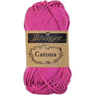 Scheepjes Catona 251 Garden Rose Indhold: 100% merceriseret bomuld Anbefalede pinde: 2.50-3.00 mm Vægt/løbelængde: 50 gr = ca. 125 meter Strikkefasthed: 10 x0 10 cm = 26 m x 36 p med 2,5 mm Maskinvask 40°C / Tørres fladt.
