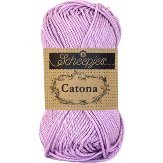Scheepjes Catona 226 Light Orchid Indhold: 100% merceriseret bomuld Anbefalede pinde: 2.50-3.00 mm Vægt/løbelængde: 50 gr = ca. 125 meter Strikkefasthed: 10 x0 10 cm = 26 m x 36 p med 2,5 mm Maskinvask 40°C / Tørres fladt.