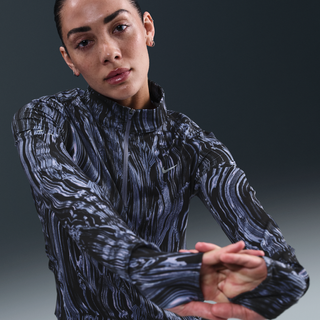 Nike Swift Dri-FIT UV-løbetop med print og 1/2 lynlås til kvinder - blå - XXS (EU 30)