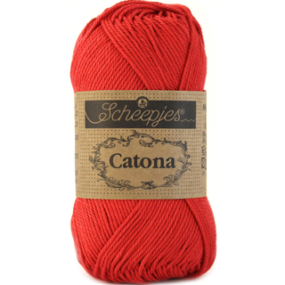 Scheepjes Catona 516 Candy Apple Indhold: 100% merceriseret bomuld Anbefalede pinde: 2.50-3.00 mm Vægt/løbelængde: 50 gr = ca. 125 meter Strikkefasthed: 10 x0 10 cm = 26 m x 36 p med 2,5 mm Maskinvask 40°C / Tørres fladt.