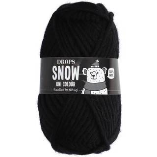 DROPS Snow Uni Colour 02 Sort (Uni Colour) Indhold: 100% Uld Garngruppe: E (9 - 11 masker)/ 14 ply / super bulky Vægt/længde: 50 gram = ca. 50 meter Anbefalede pinde: 9 mm Strikkefasthed: 10 x 10 cm = 10 m x 14 p Vask: Håndvask, max 30°C / Tørres fladt / Kan filtes.