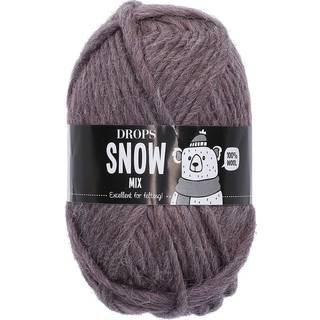 DROPS Snow Mix/Print 23 Bark Indhold: 100% Uld Garngruppe: E (9 - 11 masker)/ 14 ply / super bulky Vægt/længde: 50 gram = ca. 50 meter Anbefalede pinde: 9 mm Strikkefasthed: 10 x 10 cm = 10 m x 14 p Vask: Håndvask, max 30°C / Tørres fladt / Kan filtes.