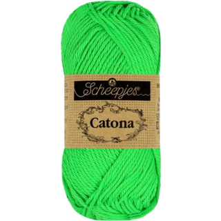 Scheepjes Catona 602 Neon green Indhold: 100% merceriseret bomuld Anbefalede pinde: 2.50-3.00 mm Vægt/løbelængde: 50 gr = ca. 125 meter Strikkefasthed: 10 x0 10 cm = 26 m x 36 p med 2,5 mm Maskinvask 40°C / Tørres fladt.
