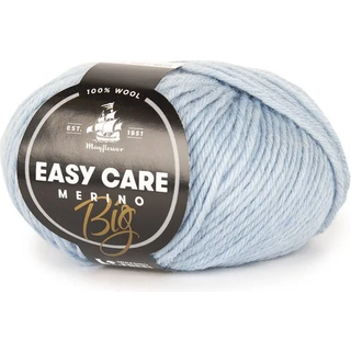 Mayflower Easy Care BIG 139 Himmelblå Indhold: 100% ren merinould Vægt/længde: 50 g = ca. 85 m Anbefalede pinde: 5.00 mm Strikkefasthed: 10 x 10 cm = 18 m x 26 p Vask: Maskinvask ved 40°C / Anvend ikke alm. flydende vaskemiddel / Flydende uldvaskemiddel kan anvendes.