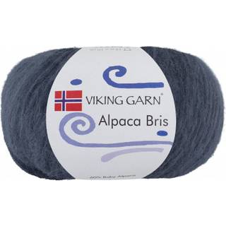 Viking Alpaca Bris 327 Jeansblå Indhold: 60% baby alpaca, 29% nylon, 11% merinould Vægt/længde: 50 g = ca 150 meter Anbefalede pinde: 6.00-7.00 mm Strikkefasthed: 10 cm = 12 m Vask: Håndvask / Max 30°C / Tørres fladt.