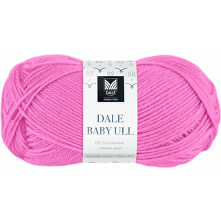 Dale Baby Ull 8561 Fuksia Indhold: 100 % superwash merinould Vægt/længde: 50 g = ca 165 meter Anbefalede pinde: 3.00 mm Strikkefasthed: 10 cm = 28 m Vask: Uldvask 40 °C / Brug vaskemiddel til uld/silke / Brug ikke skyllemiddel / Tørres fladt.